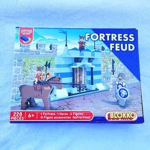 Blokko Fortress Feud 228 Pieces Building Blocks